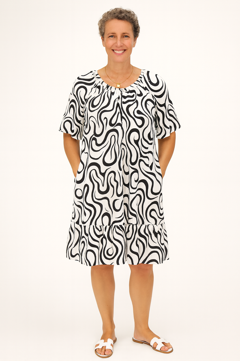 Kathy Swirl black